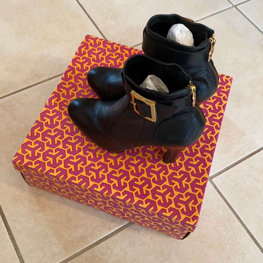 Tory Burch black Leather Lea Platform Bootie